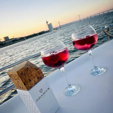 Vina Boat - Unique In Marina * Lizbona