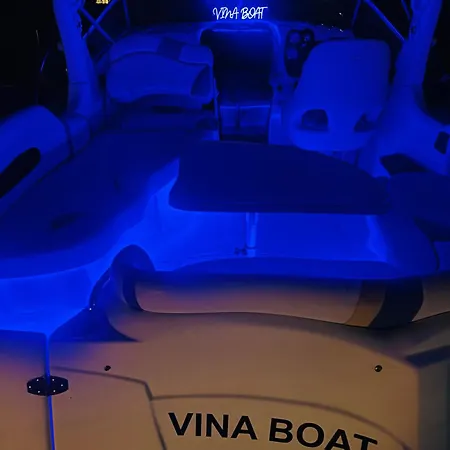 Hotel na wodzie Vina Boat - Unique In Marina